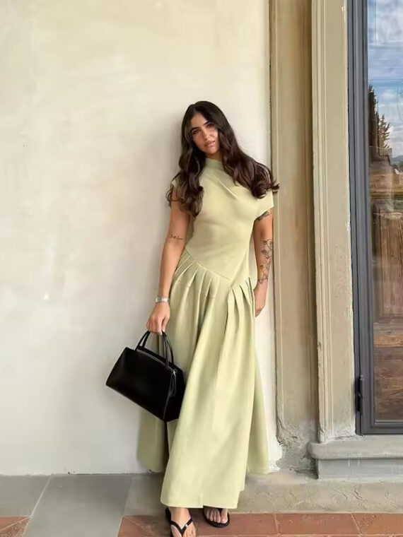 Chic Green Pleated Dress